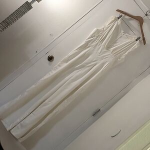 Francesca's Mi Ami- White Formal Sleeveless Jump Suit w/ Lace around chest.